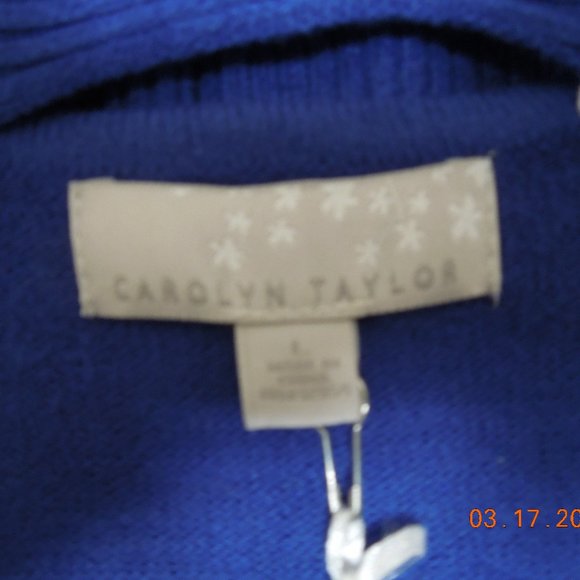 NEW with tag Carolyn Taylor Sweater with removable scarf - Picture 5 of 5